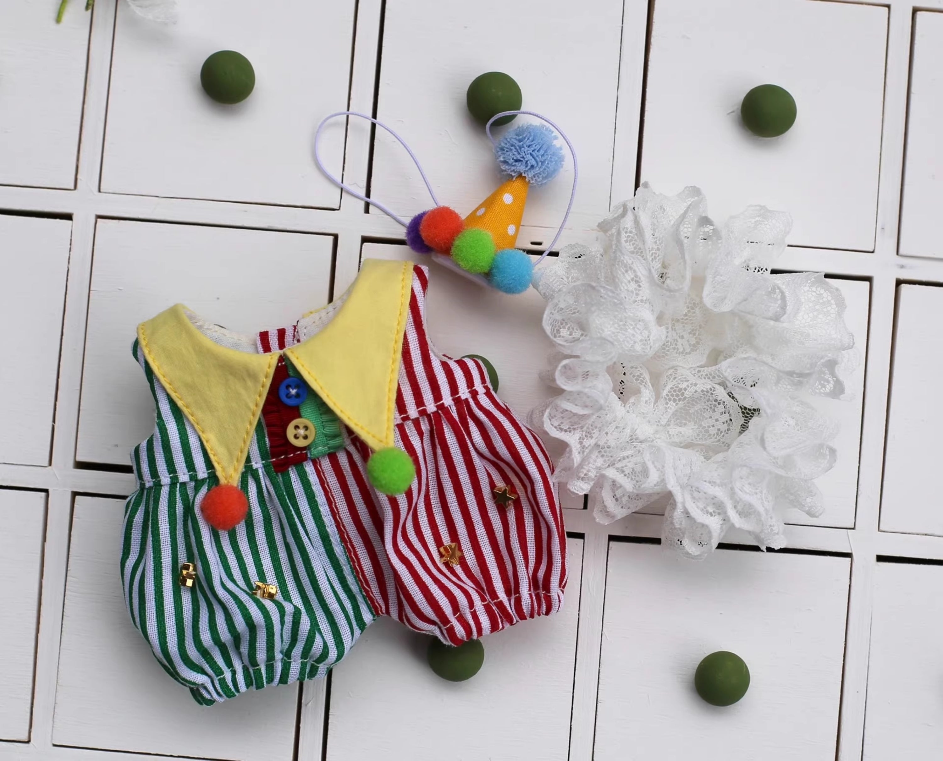 17CM Doll Clown clothing and shoe set