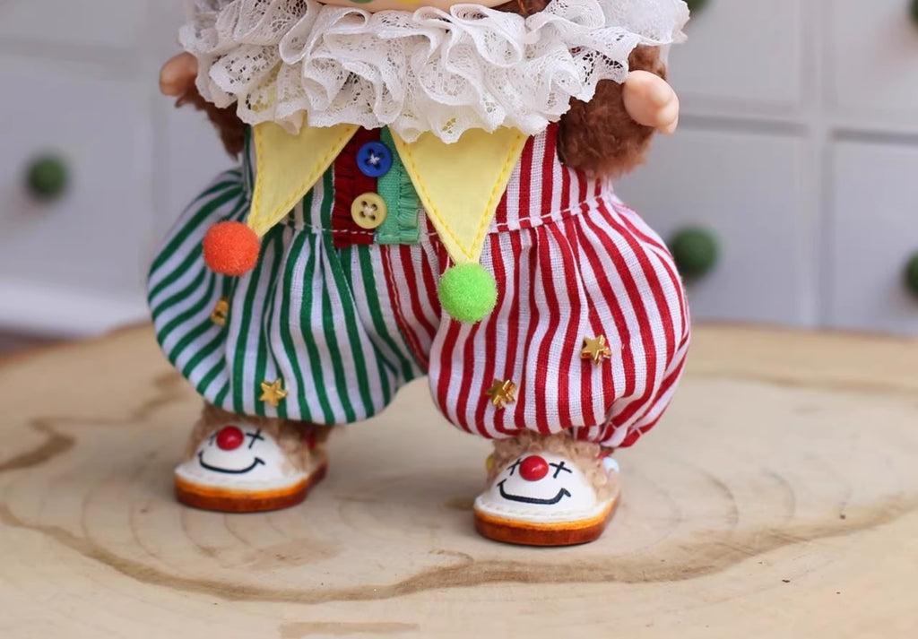 17CM Doll Clown clothing and shoe set