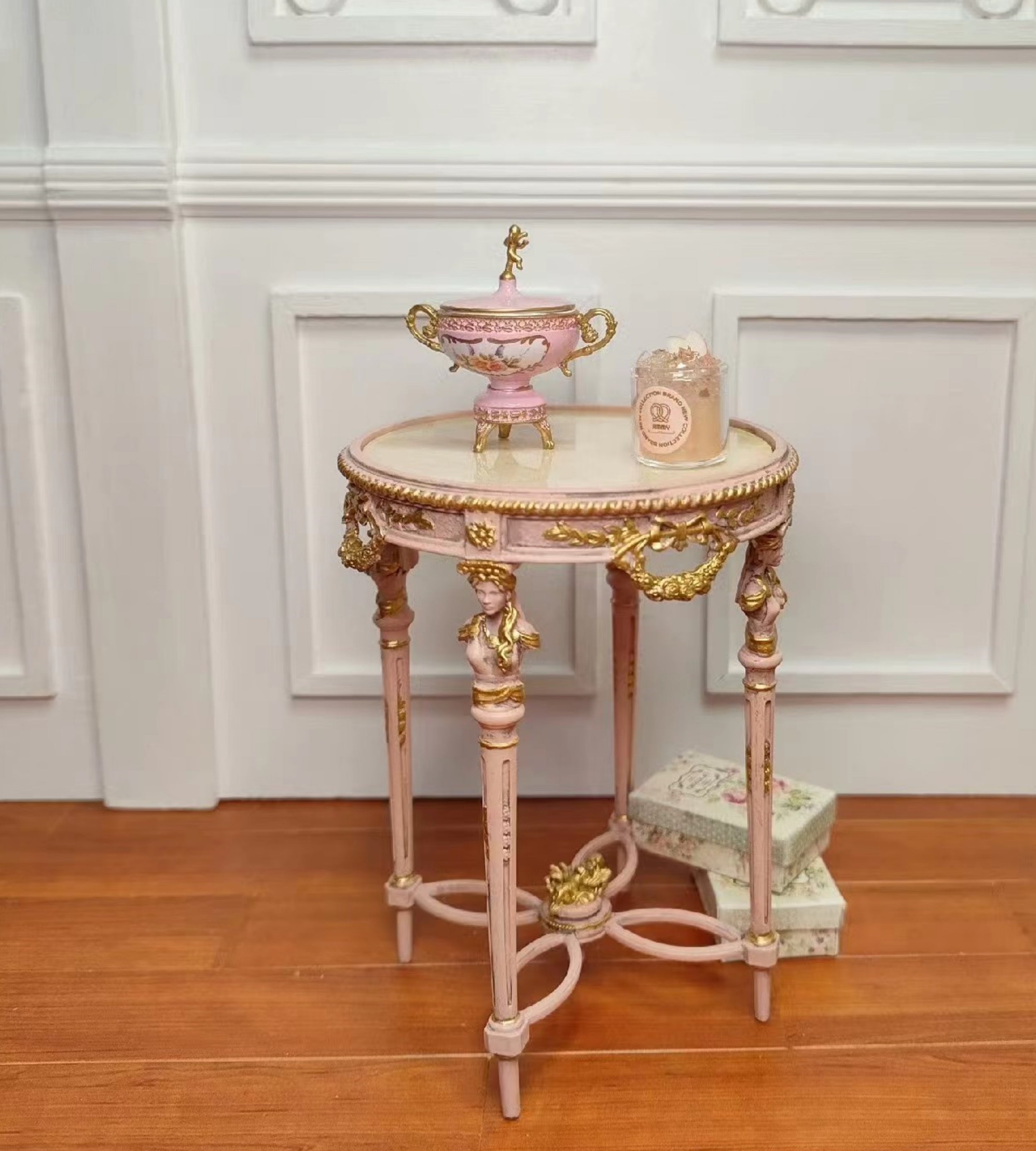 1/6 "Auguste side table