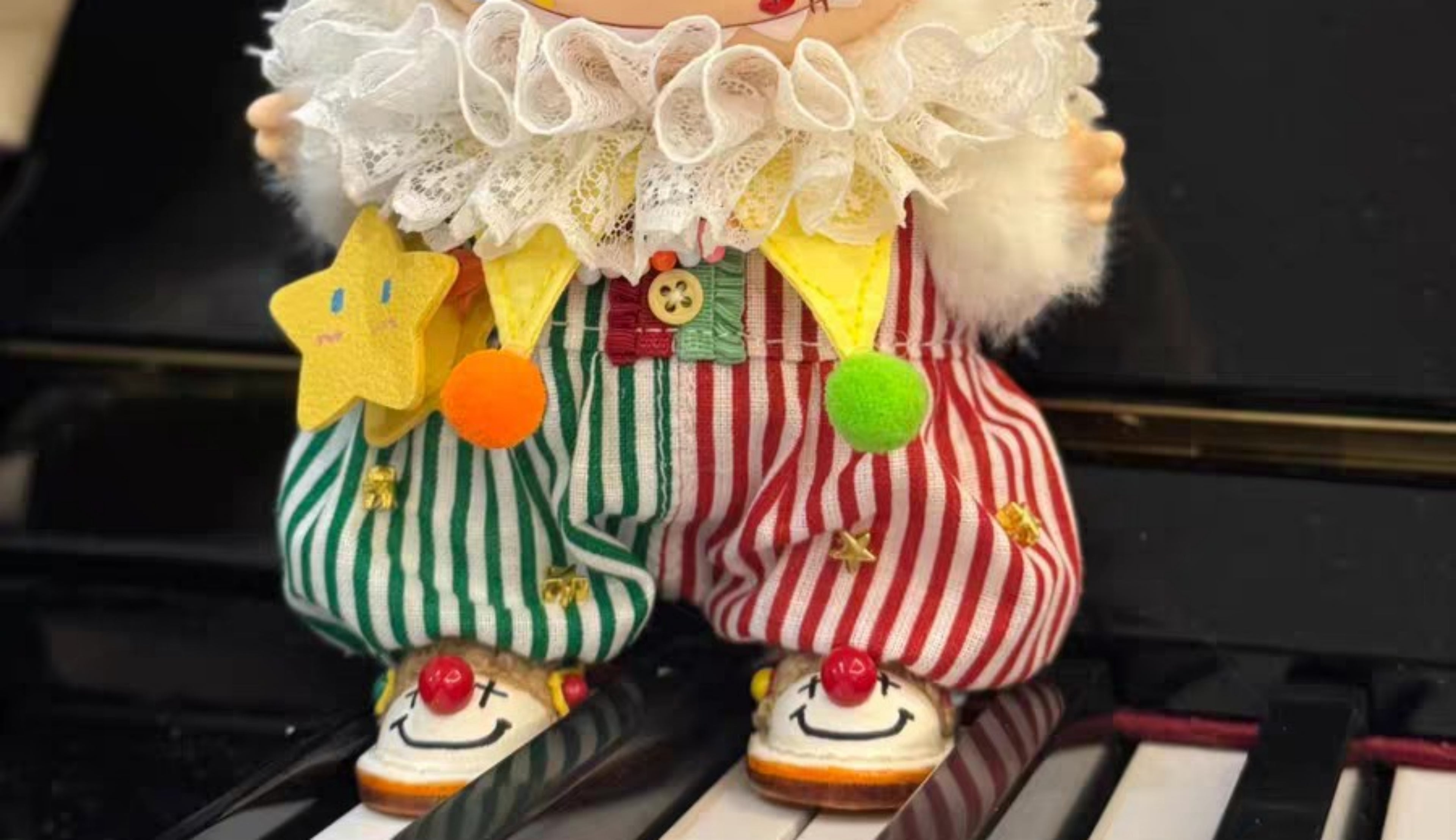 17CM Doll Clown clothing and shoe set